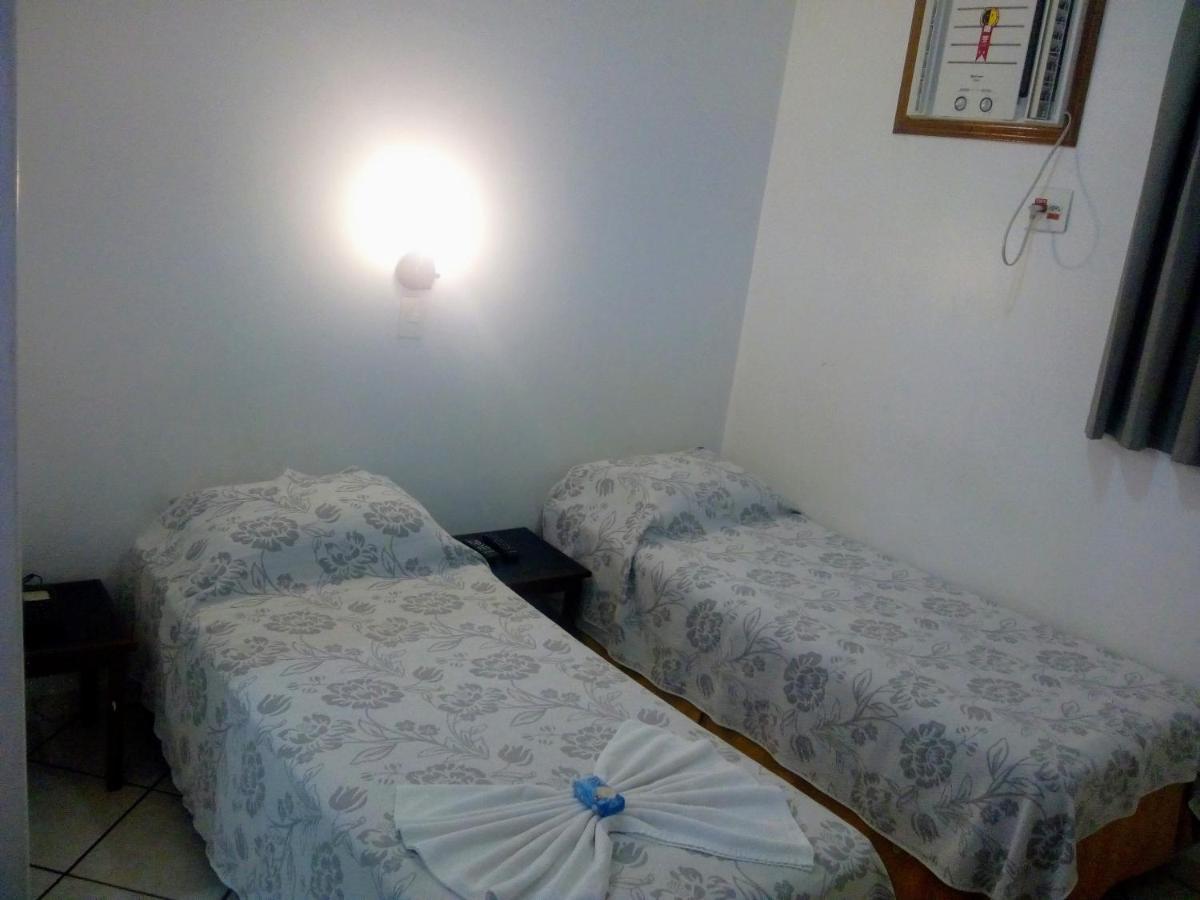 Colina Park Hotel ปีราซิกาบา ห้อง รูปภาพ